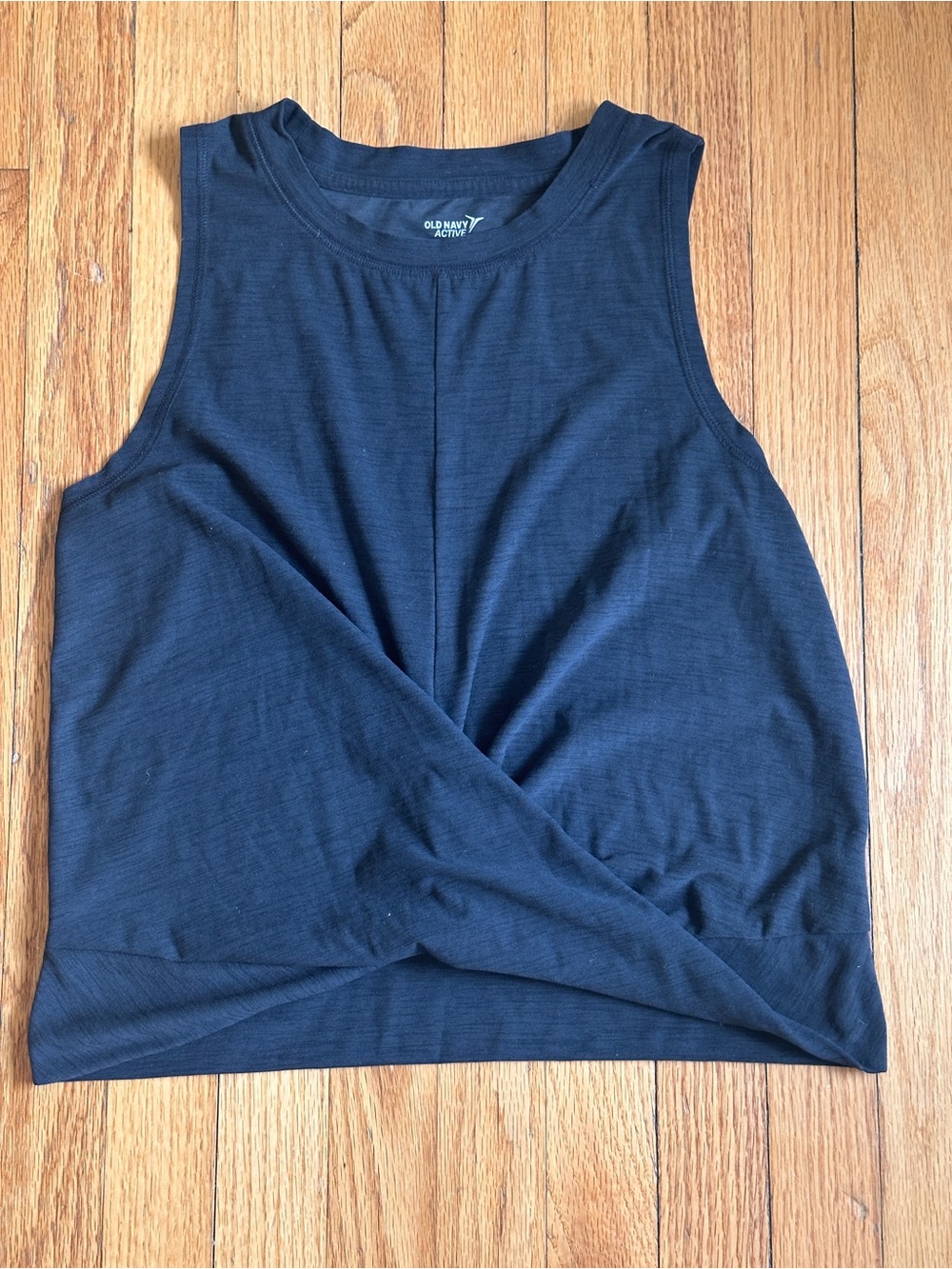 Old Navy Active Breathe ON Black Sleeveless Twist-Front Tank